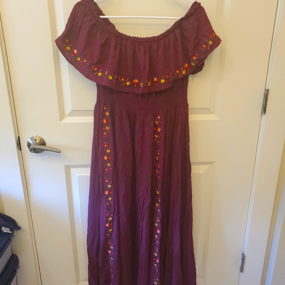 Dress with beautiful detailing